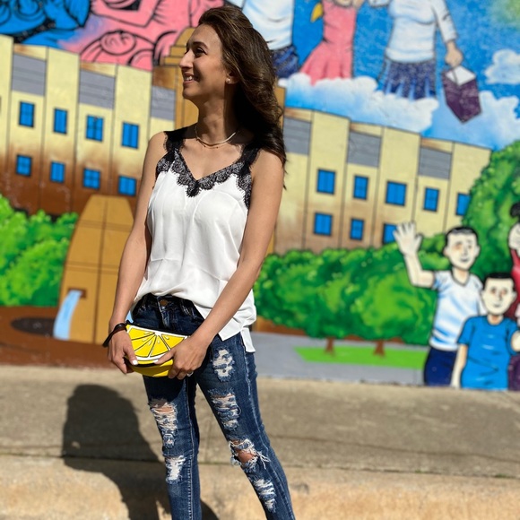 Eyelash lace tank top - Picture 2 of 4